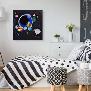 Several Circles Painting in Bedroom - Lavelart Photo of Several Circles Painting in Bedroom